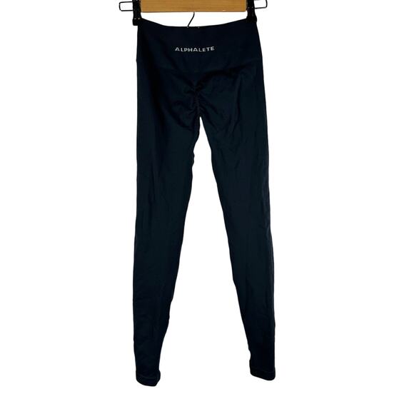 Alphalete Seamless Scrunch Amplify Navy Blue Leggings Womens Size XS Workout - Picture 10 of 15